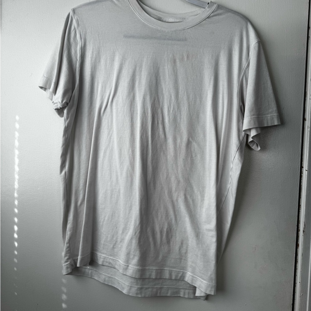 Fabletice White Short Sleeve Crew Neck Tee